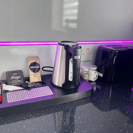 Appartement #4 Tgha Luxury One Bedroom In Athlone