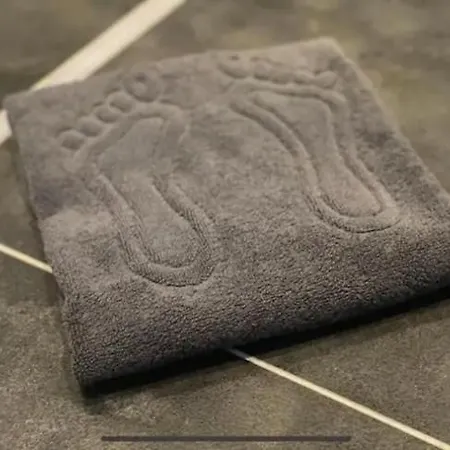 #4 Tgha Luxury One Bedroom In Athlone